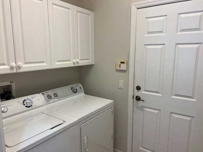 Building Photo - 8607 46th Ave Cir W