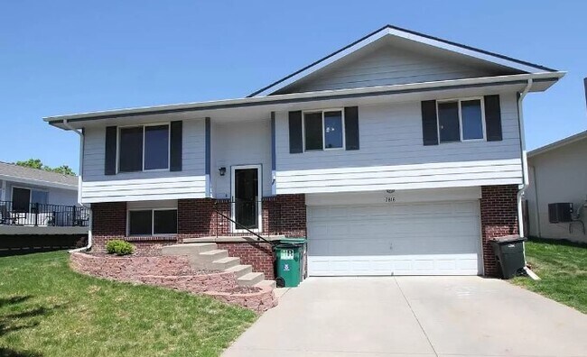Primary Photo - 7816 Glynoaks Dr