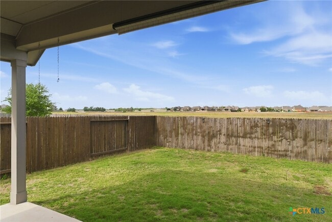 Building Photo - 2940 Coral Way