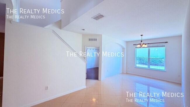 Building Photo - 4067 Knott Dr
