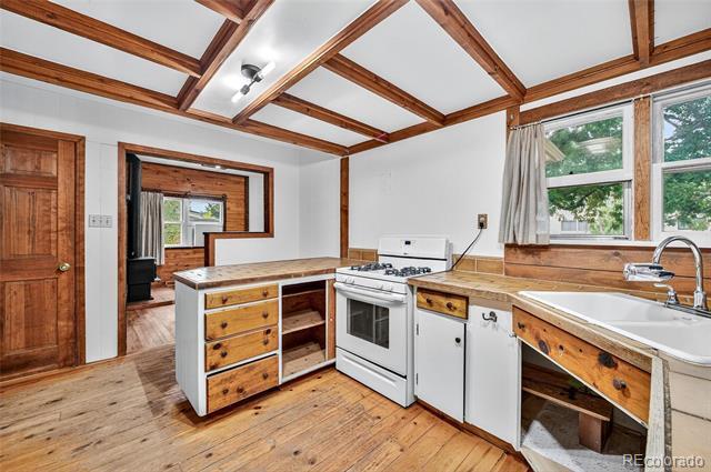 Building Photo - 5519 S Greenwood St