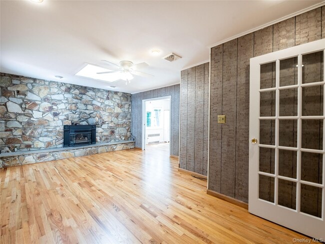 Building Photo - 91 Pickwick Rd