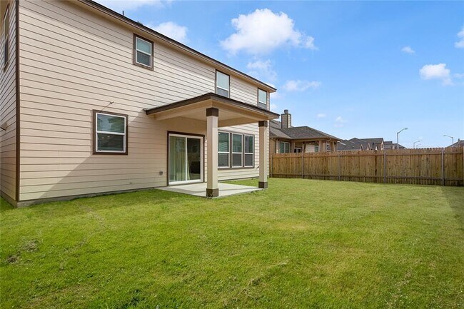 Building Photo - 2013 Rhett's Pl