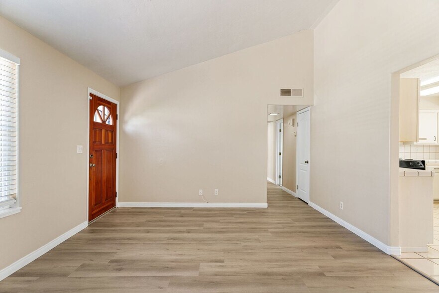 Building Photo - 6805 Lafayette Way