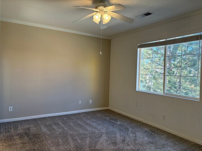 Building Photo - Northwest Reno Home