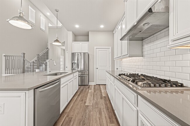 Building Photo - 23754 Pullin Market Dr