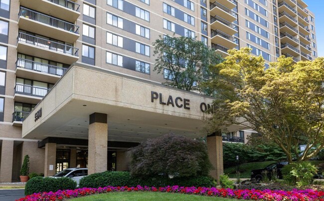 Building Photo - 5500 Holmes Run Pkwy