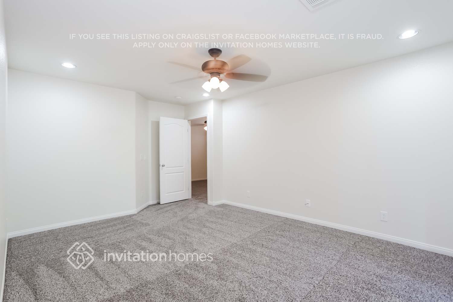 Building Photo - 10631 Gibbous Moon Dr