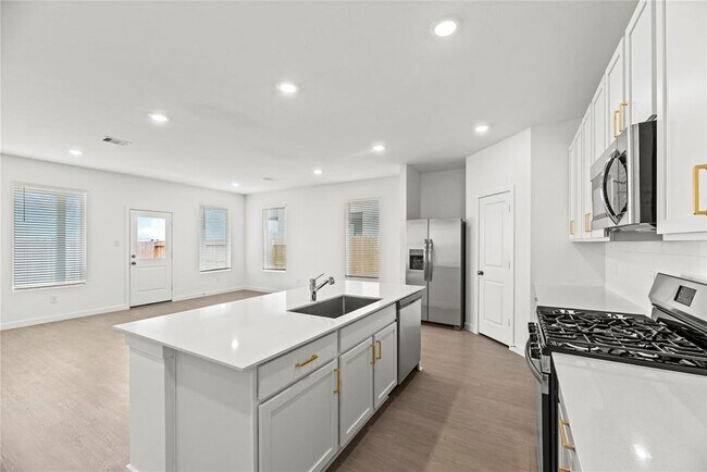 Building Photo - 16515 Mesquite Fld Dr