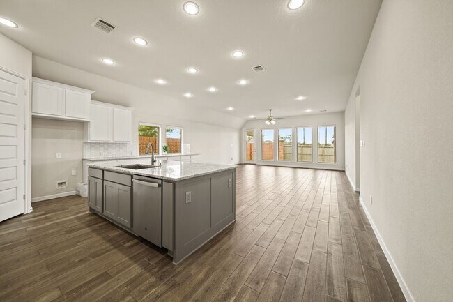 Building Photo - 1703 Rustling Creek Dr