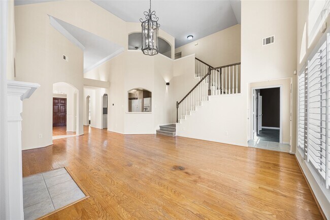 Building Photo - 12347 Shadowvista Dr