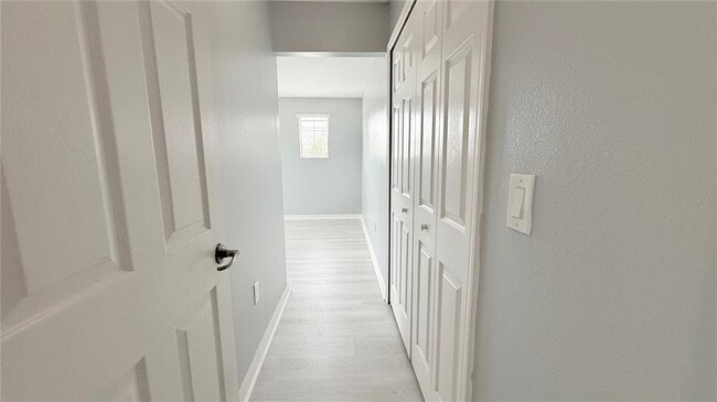Building Photo - 2449 Seven Oaks Dr