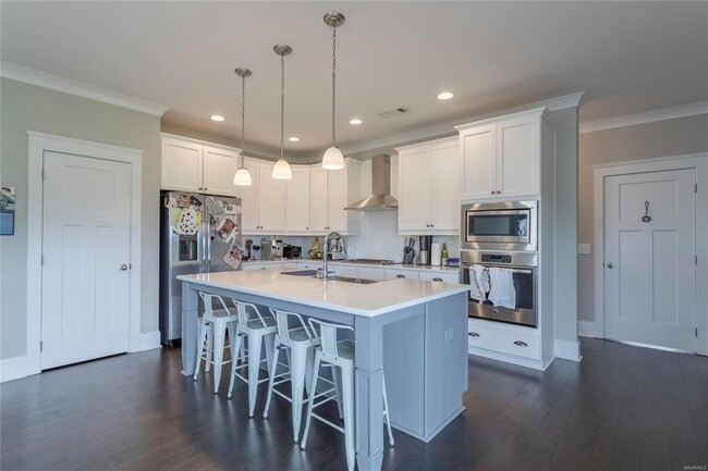 Building Photo - 201 Ave of The Orchards