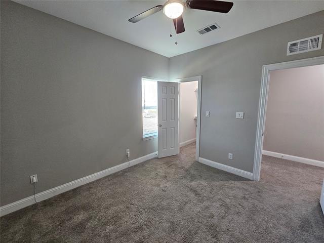 Building Photo - 610 Parker Cir