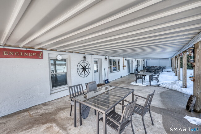 Building Photo - 41 E High St