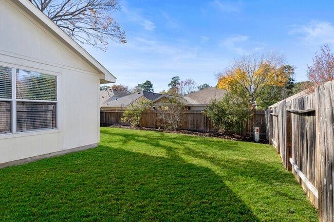 Building Photo - 31 Bark Bend Pl