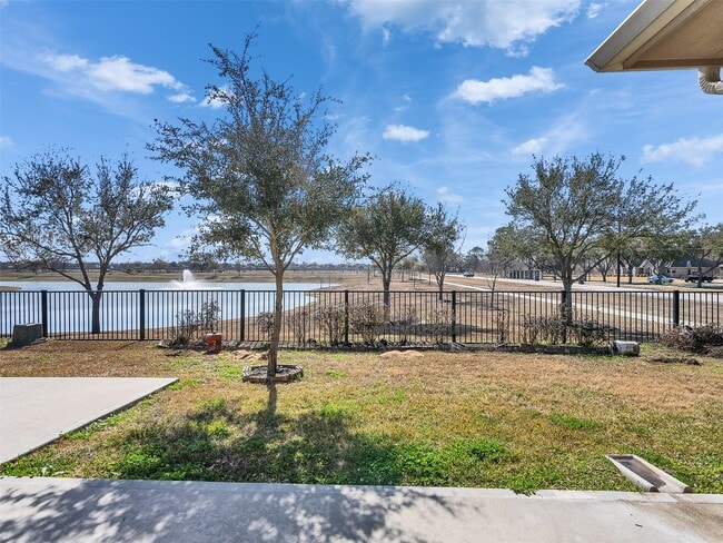 Building Photo - 6096 Pearland Pl