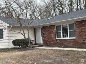Building Photo - 410 Brookside Ave