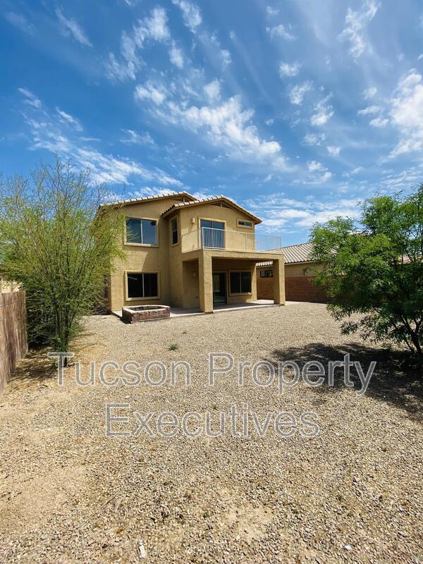 Building Photo - 11879 W Fontenelle Dr