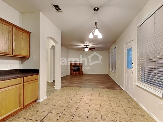 Building Photo - 14129 Cedar Post Dr