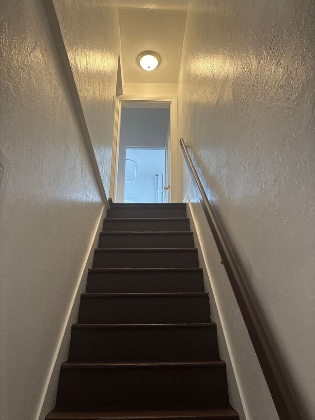 Building Photo - Available Now - York City SD