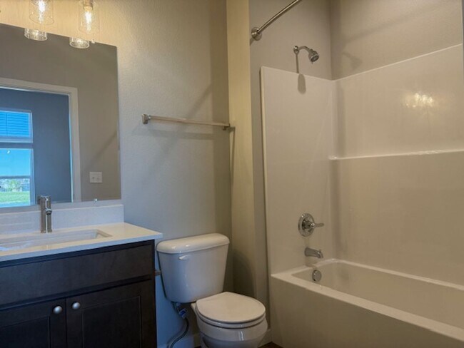 Building Photo - 1370 Howling Moon Wy