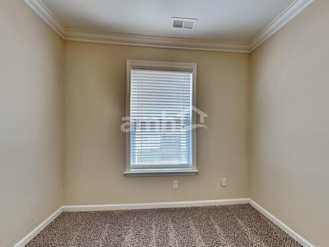 Building Photo - 5330 Bendix Ct