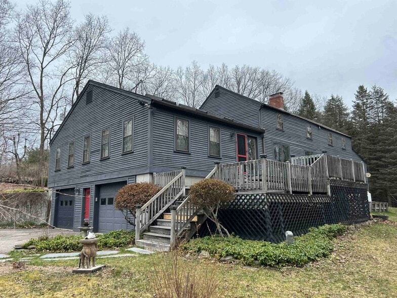 Building Photo - 266 N Haverhill Rd