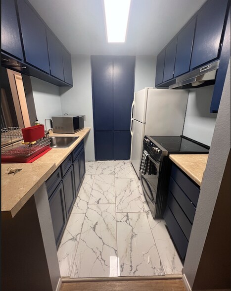 Building Photo - 812 Coriander Dr