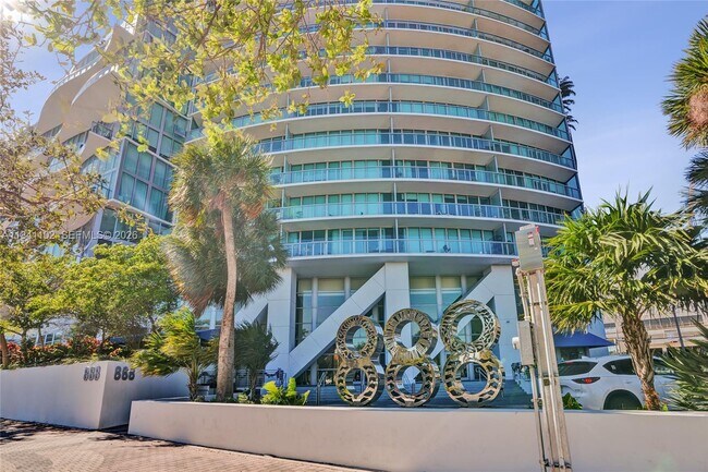 Building Photo - 888 Biscayne Blvd