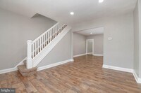 Building Photo - 2811 Mayfield Ave