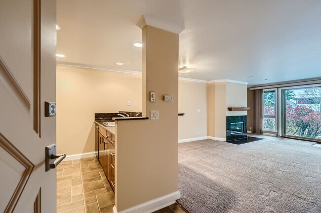 Interior Photo - 17 Etruria