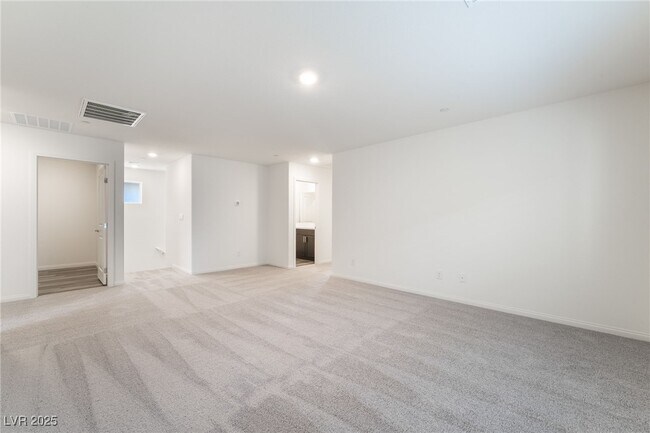 Building Photo - 1017 Gentle Swan