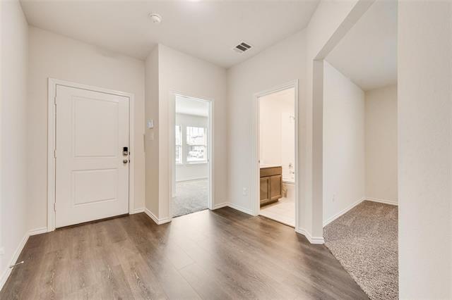 Building Photo - 4016 Huntington Dr