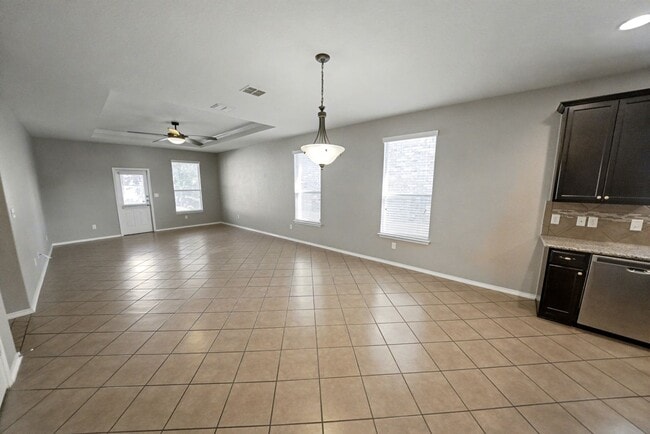 Building Photo - Beautiful Home in the Highly Desirable Alamo Ranch Community! - Realtor Commission: $500