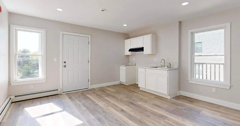 Building Photo - 48 Knox St