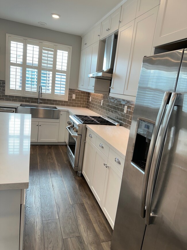 Building Photo - Cessna Lane