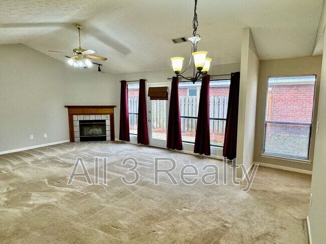 Building Photo - 6008 Woodrun Ct