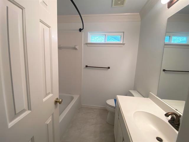 Building Photo - 8425 Catskill Ct