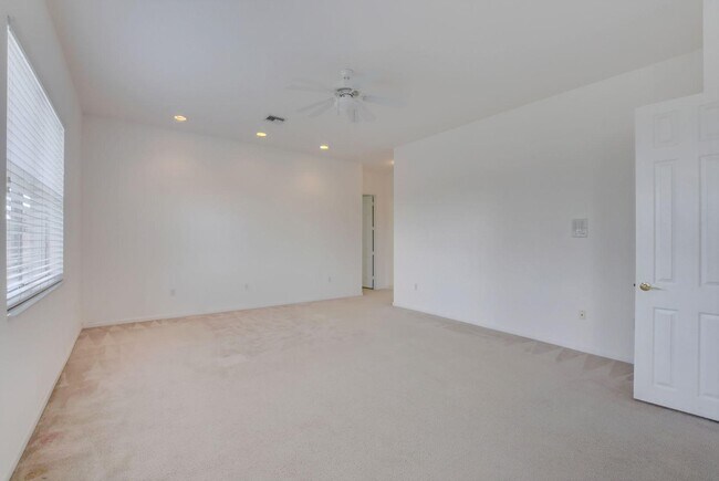 Building Photo - 7553 Greenville Cir