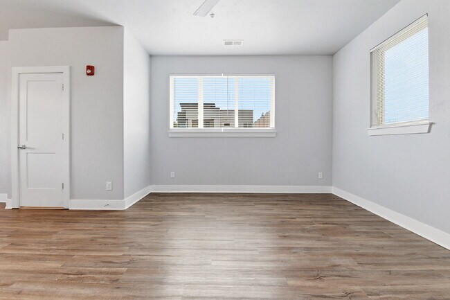 Building Photo - $2,890.95, 2-bed, 2.5-bath, located in Denver with a rooftop terrace.