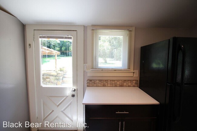 Building Photo - 2 br, 2 bath House - 101 Coleman Avenue