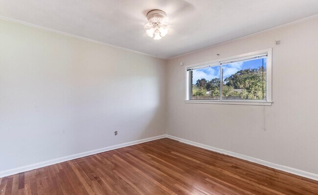 Building Photo - Lafayette Rental 4 bedroom