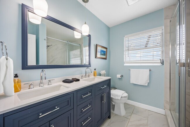 Building Photo - 11560 Dragon Point Dr