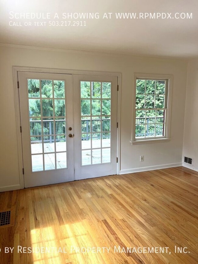 Building Photo - 1938 SW Edgewood Rd