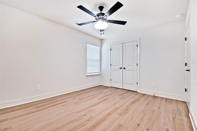 Building Photo - 78 Argyll Dr