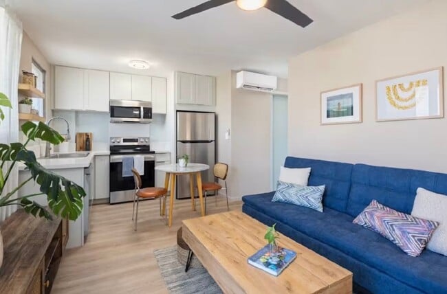 Building Photo - 2710 Ka?aha St