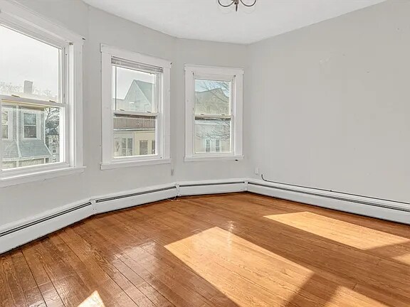 Building Photo - 6 Priesing St