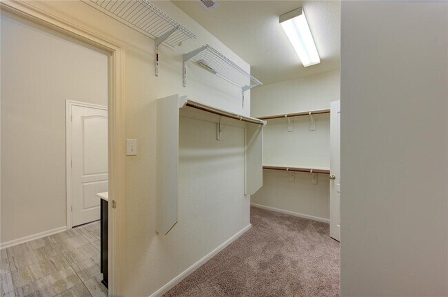 Building Photo - 16846 Olympic National Dr