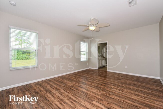 Building Photo - 2235 NW 6th Terrace